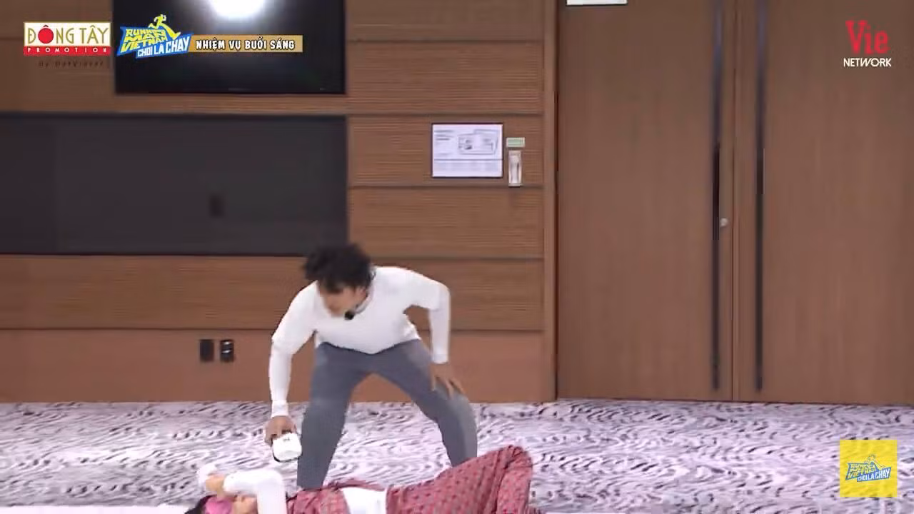 Chơi dơ vốn là "đặc sản" của Running Man.