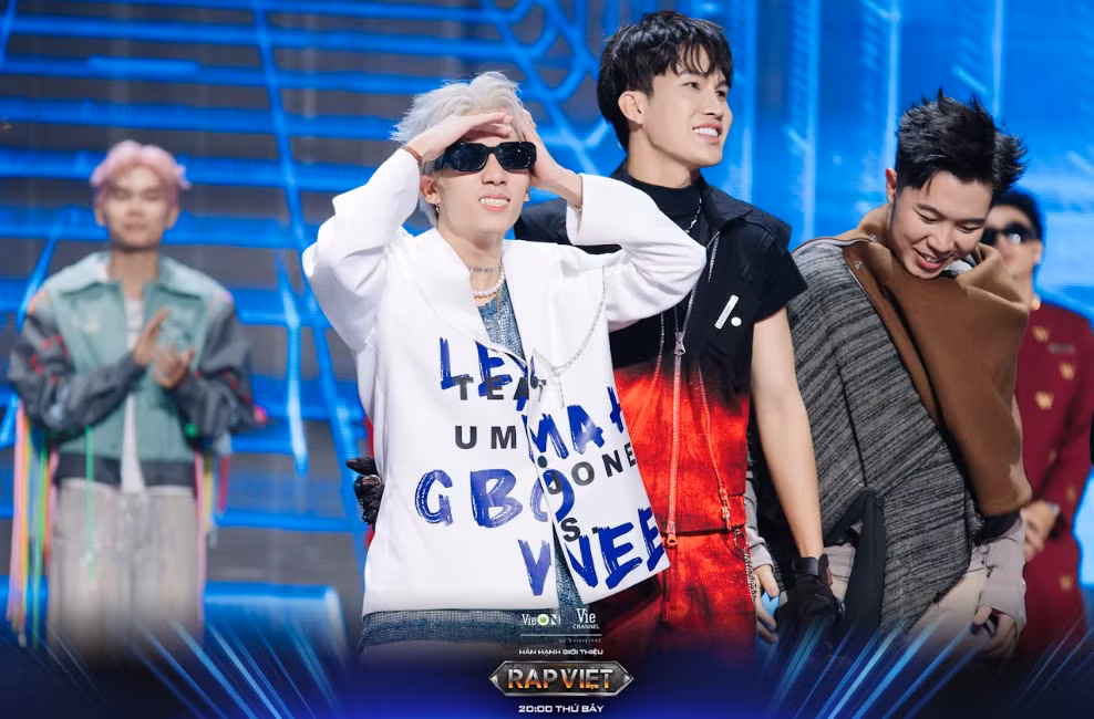 CoolKid vào Chung kết Rap Việt nhờ bình chọn từ HLV.