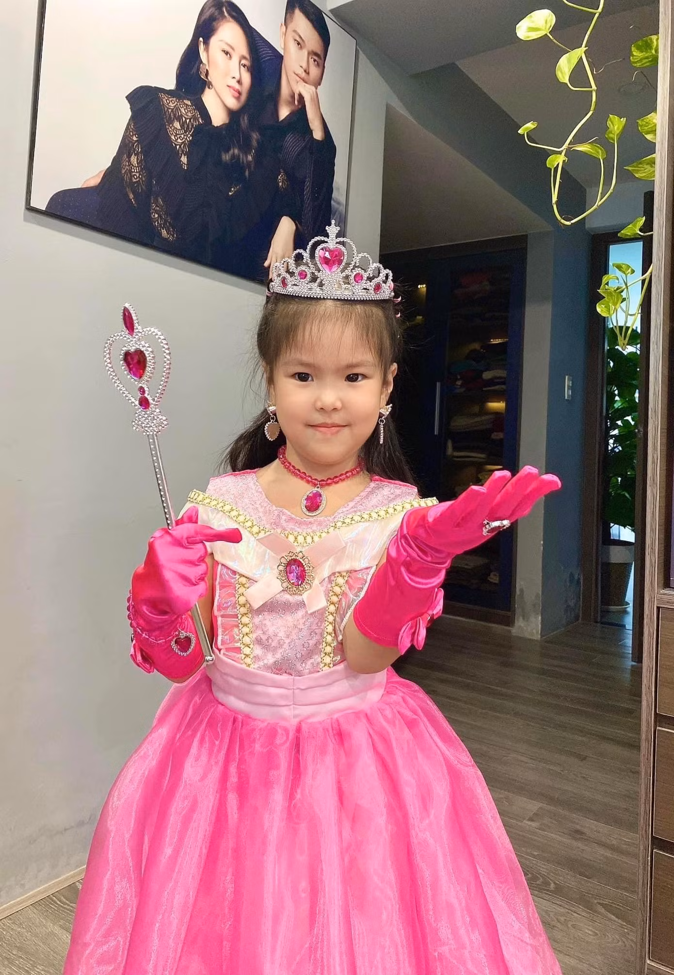 Màn hóa trang ngọt ngào của con gái Mai Phương.
