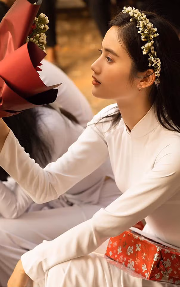 Góc nghiêng thần thánh của Tân Miss World Vietnam 2023.