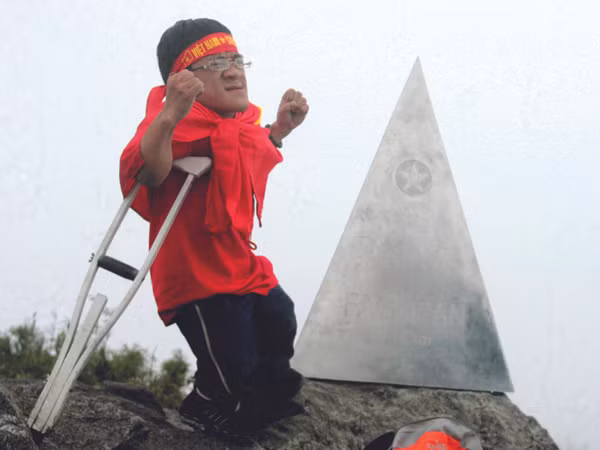 Sơn Lâm trên nóc nhà Đông Dương