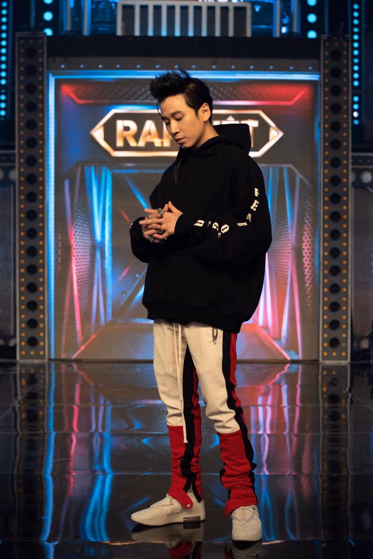 Nửa kia của HLV Rap Việt luôn là "ẩn số"