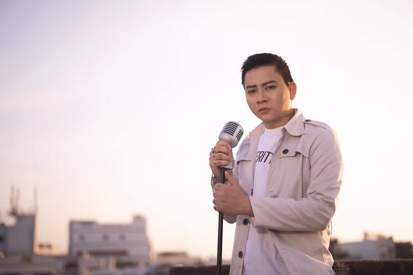 Người hâm mộ đều lo lắng trước tình hình hiện tại của Hoài Lâm. Người hâm mộ đều lo lắng trước tình hình hiện tại của Hoài Lâm.
