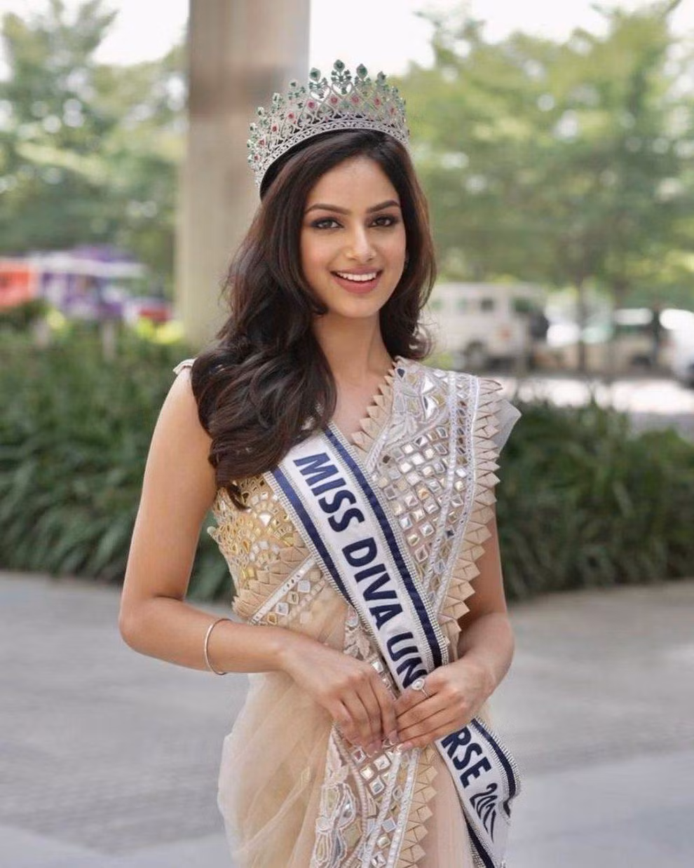 Harnaaz Sandhu gặp phải vấn đề về sức khỏe dẫn đến cân nặng mất kiểm soát. Harnaaz Sandhu gặp phải vấn đề về sức khỏe dẫn đến cân nặng mất kiểm soát.