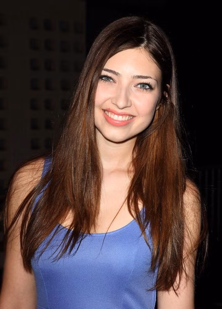 Diễn viên Shelby Young