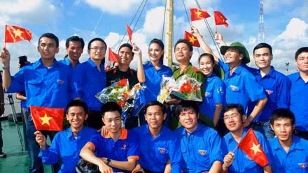 Tuổi trẻ với biển đảo quê hương