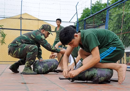 Tập gói buộc bơi vũ trang 