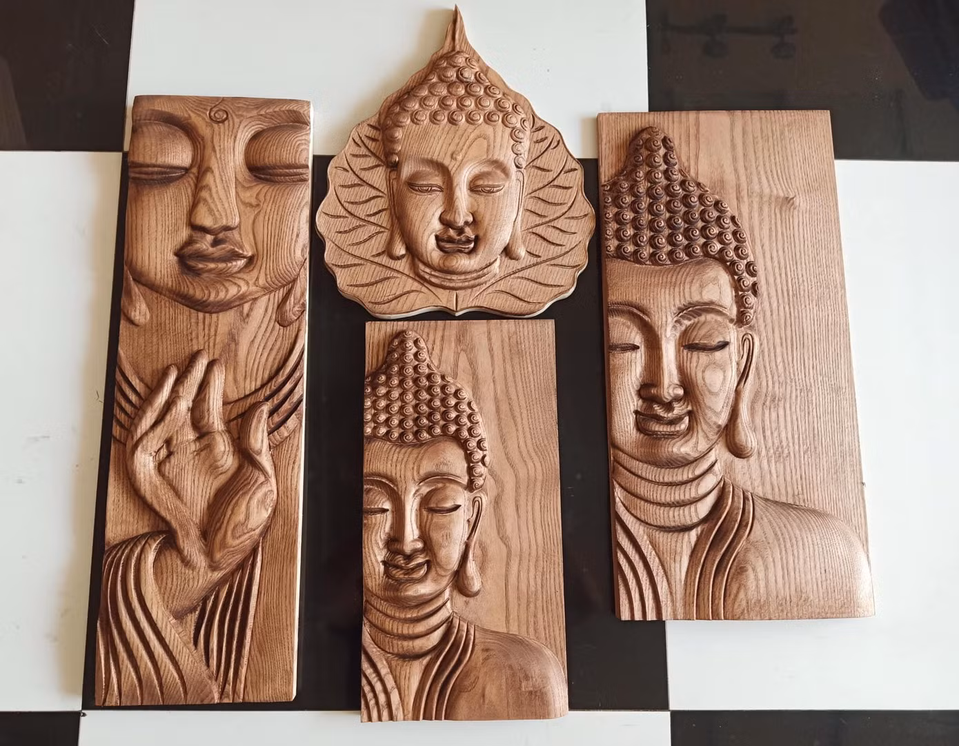 Phù điêu Phật bằng gỗ gia công CNC. Phù điêu Phật bằng gỗ gia công CNC.