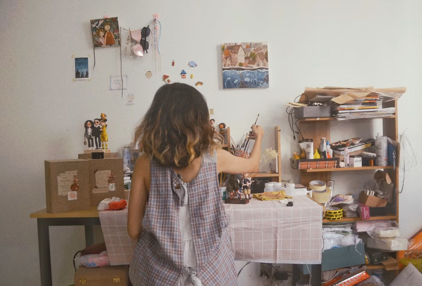Lựa chọn đam mê và quyết tâm thành công với nó, là quyết định đầy dũng cảm của Ngọc Sương. Lựa chọn đam mê và quyết tâm thành công với nó, là quyết định đầy dũng cảm của Ngọc Sương.