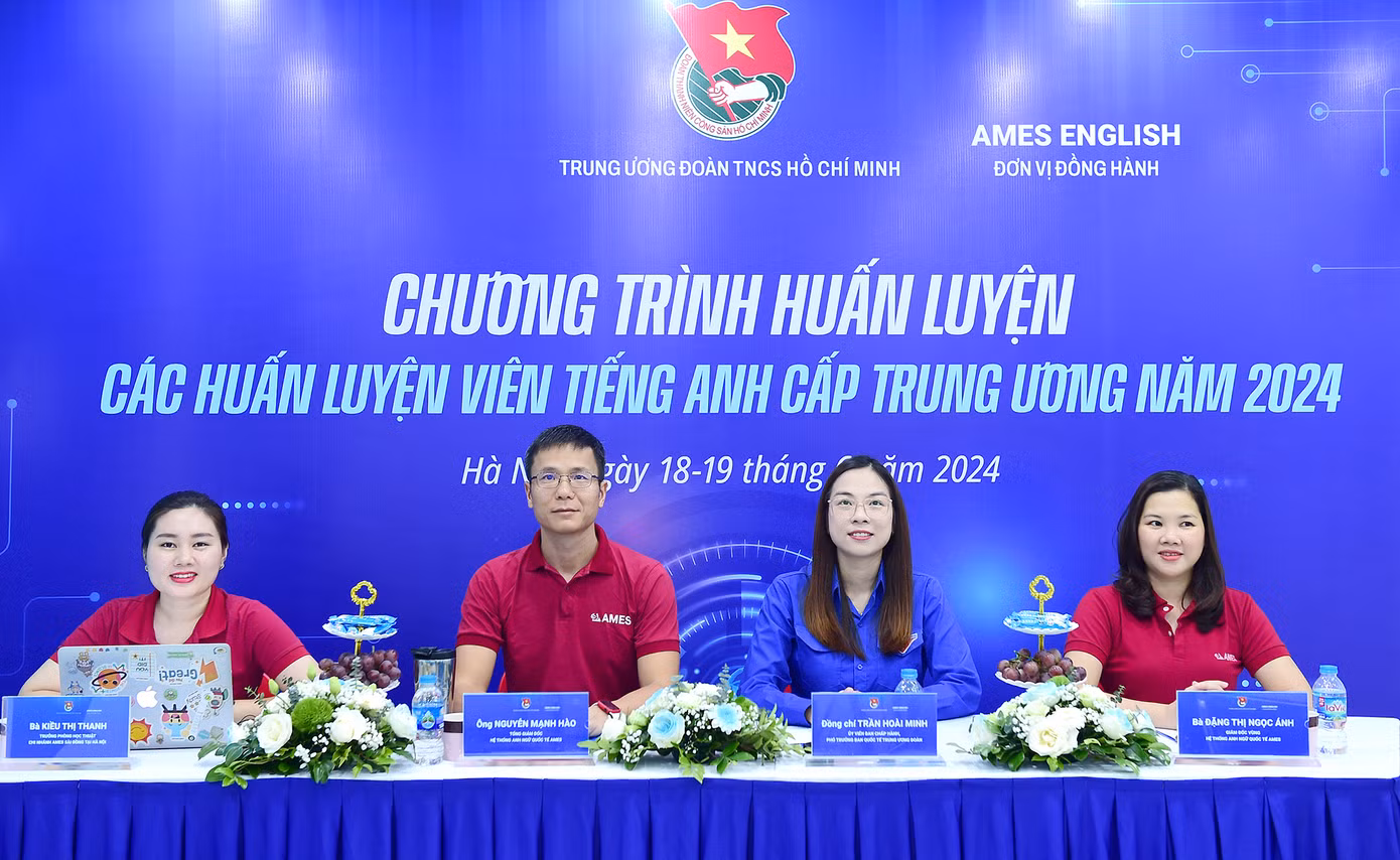 Chương trình khai mạc diễn ra tại Hà Nội. Ảnh: Xuân Tùng