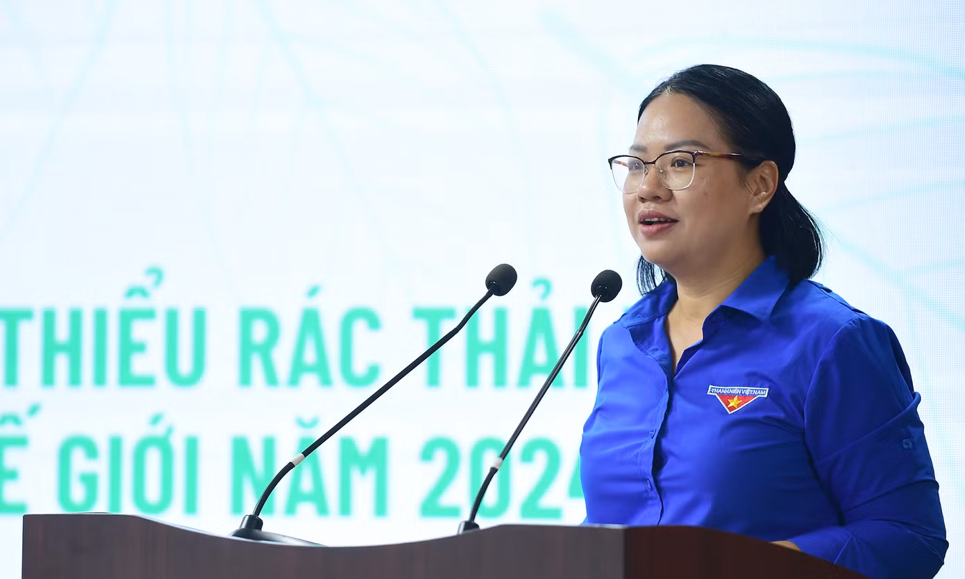 Chị Nguyễn Thị Thu Vân phát biểu tại chương trình. Ảnh: Xuân Tùng