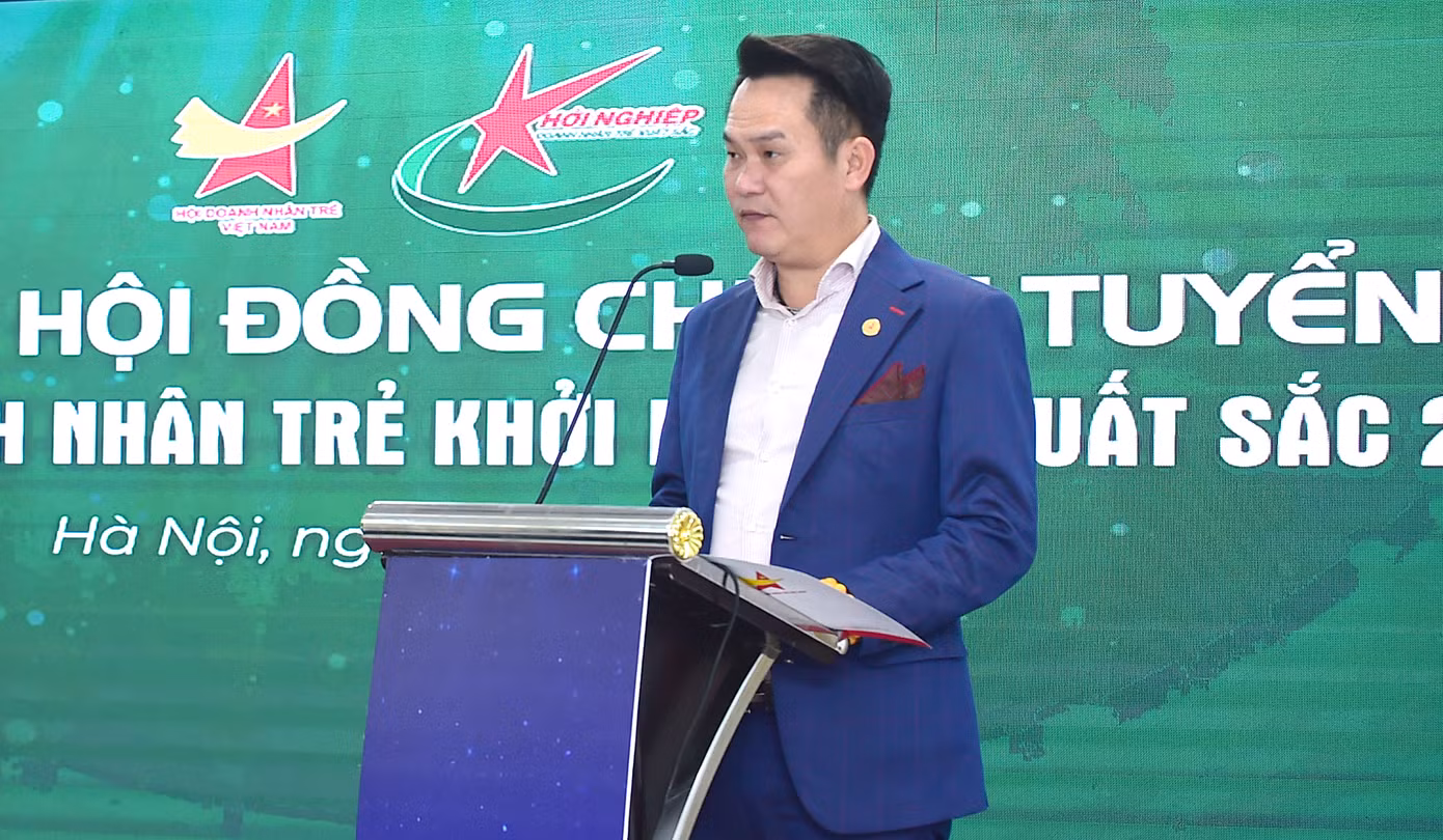 Anh Đặng Hồng Anh phát biểu khai mạc hội nghị Hội đồng chung tuyển. Ảnh: Xuân Tùng Anh Đặng Hồng Anh phát biểu khai mạc hội nghị Hội đồng chung tuyển. Ảnh: Xuân Tùng