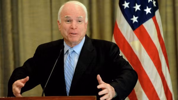 Thượng nghị sĩ John McCain phát biểu ủng hộ hoạt động quân sự chống Syria