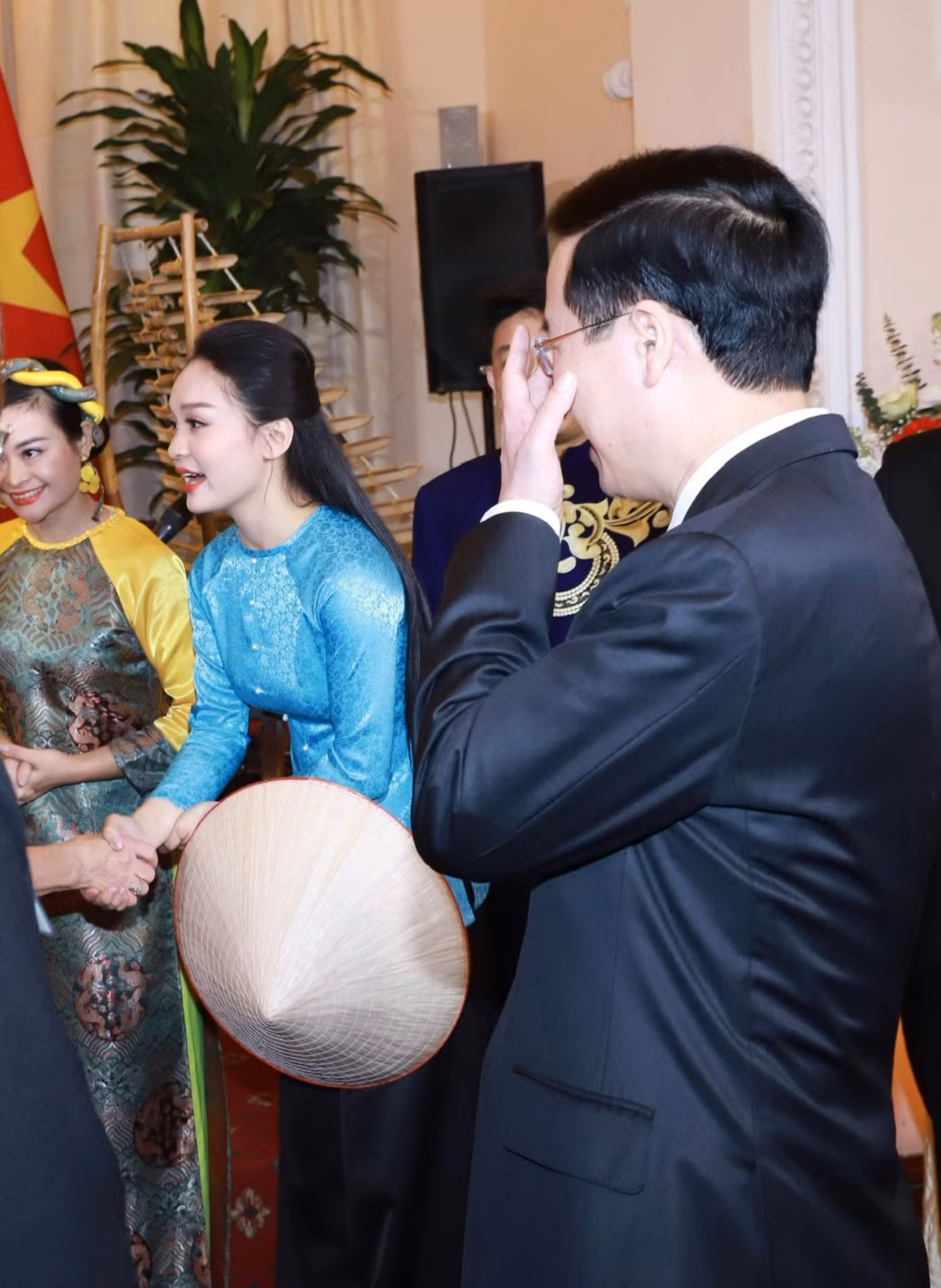 Cô đã được mời biểu diễn tại nhiều sự kiện lớn có sự tham gia của các nguyên thủ quốc gia.