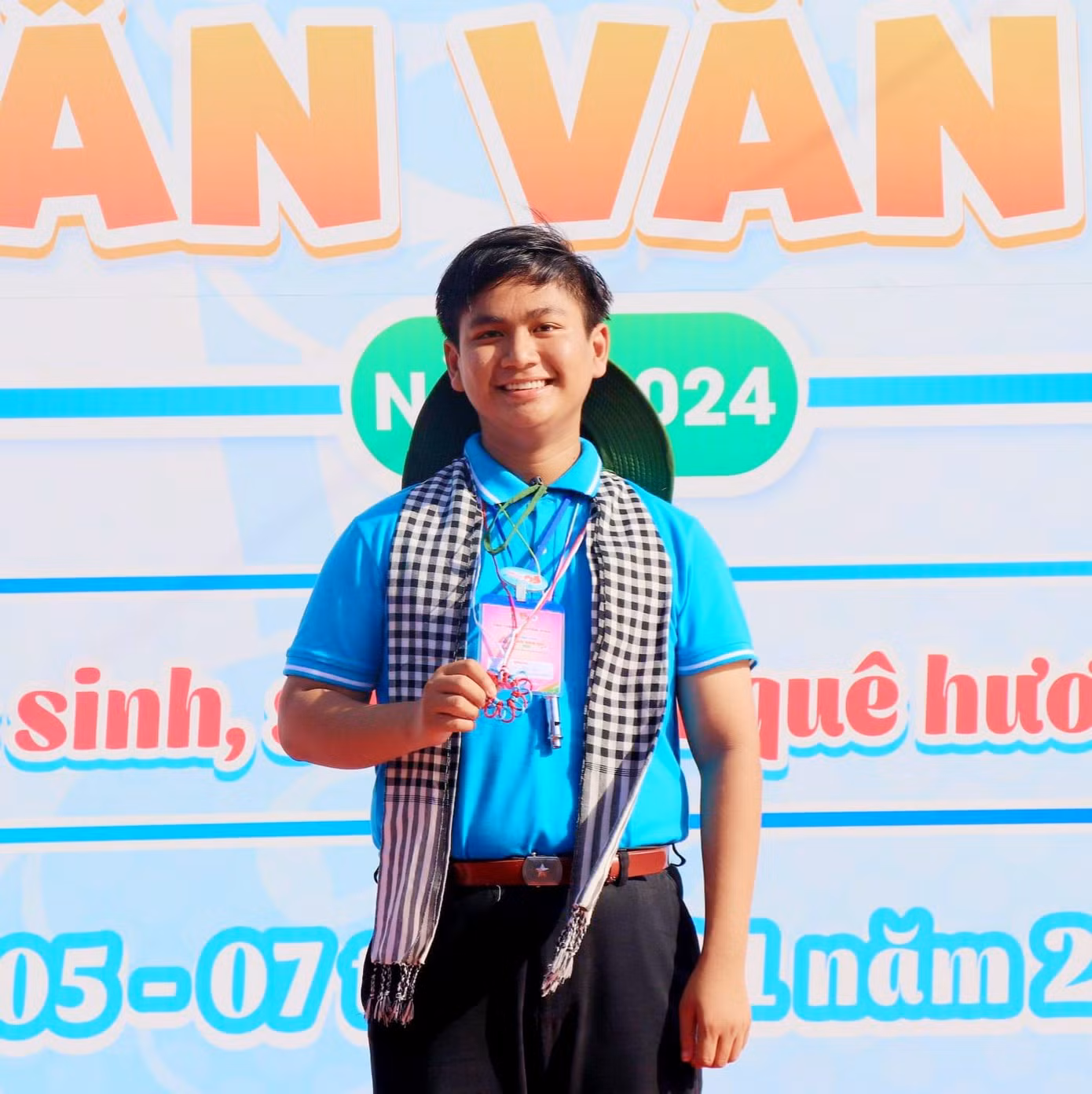 Sỹ là tình nguyện viên hỗ trợ Trại huấn luyện Trần Văn Ơn năm 2024. Sỹ là tình nguyện viên hỗ trợ Trại huấn luyện Trần Văn Ơn năm 2024.