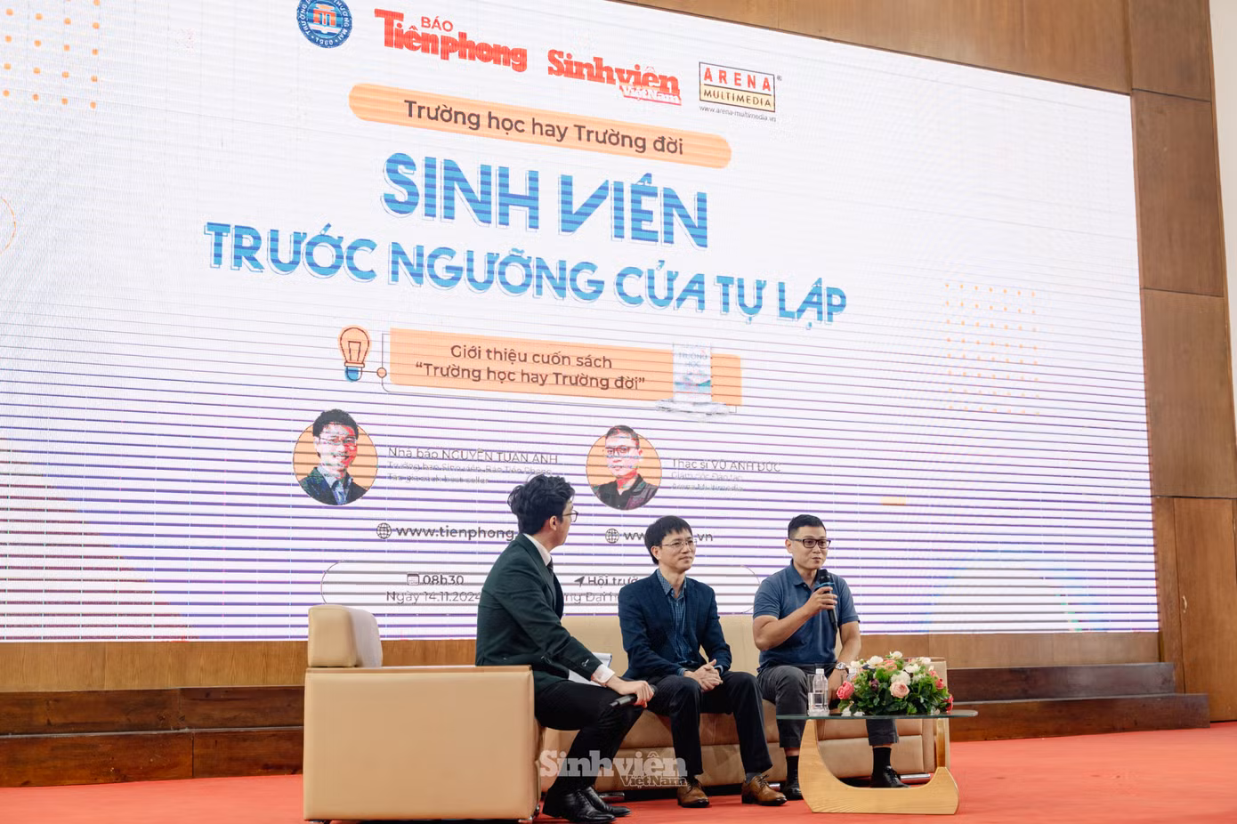 Từ hành trình du học tại Úc, Ths Vũ Anh Đức đã chia sẻ cách vượt qua rào cản văn hoá, tập quán địa phương, biến nó trở thành bản sắc, thế mạnh để tự tin hoà nhập và phát triển.