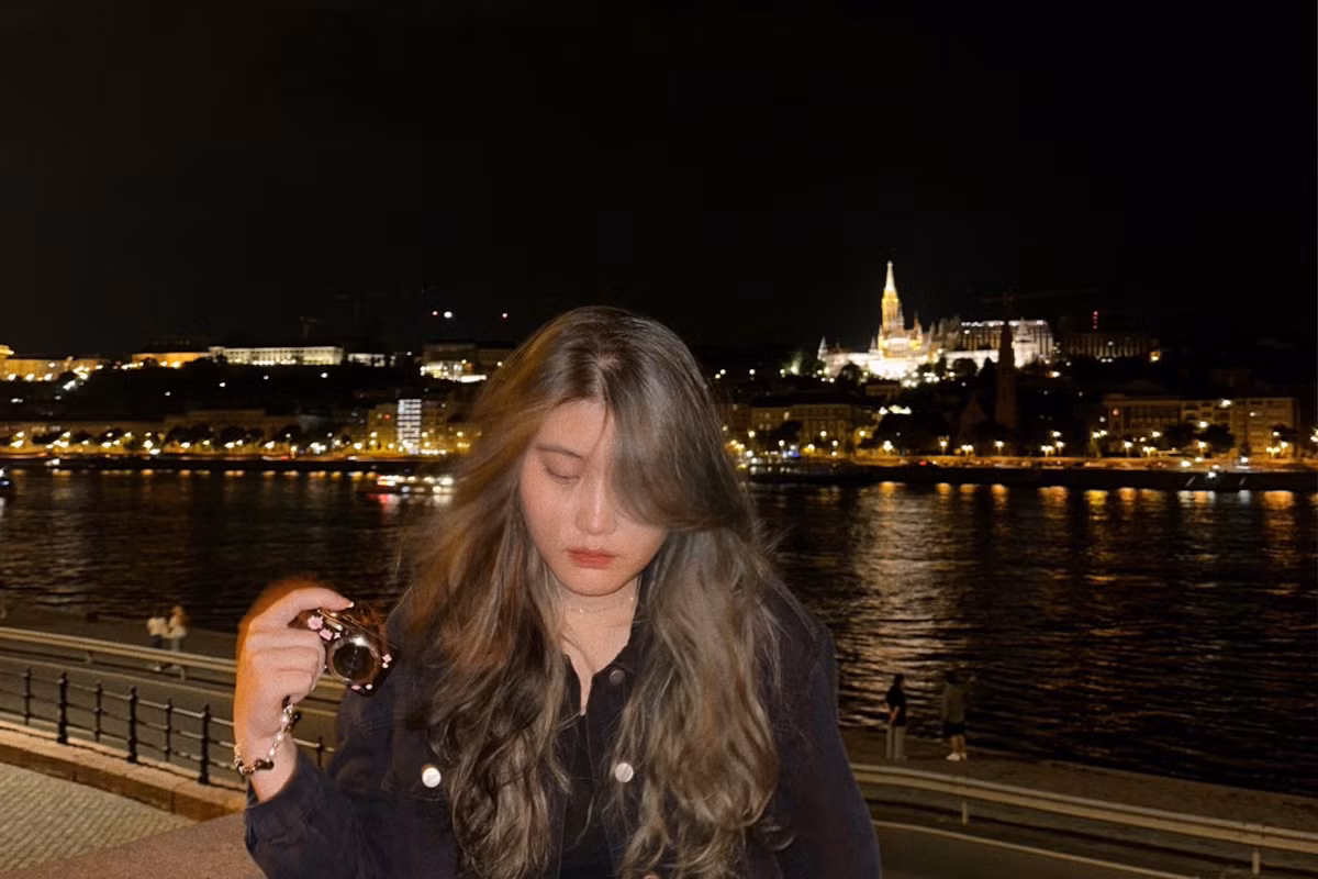 An Na bên bờ sông Danube và những công trình nổi tiếng tại thủ đô Budapest, Hungary.