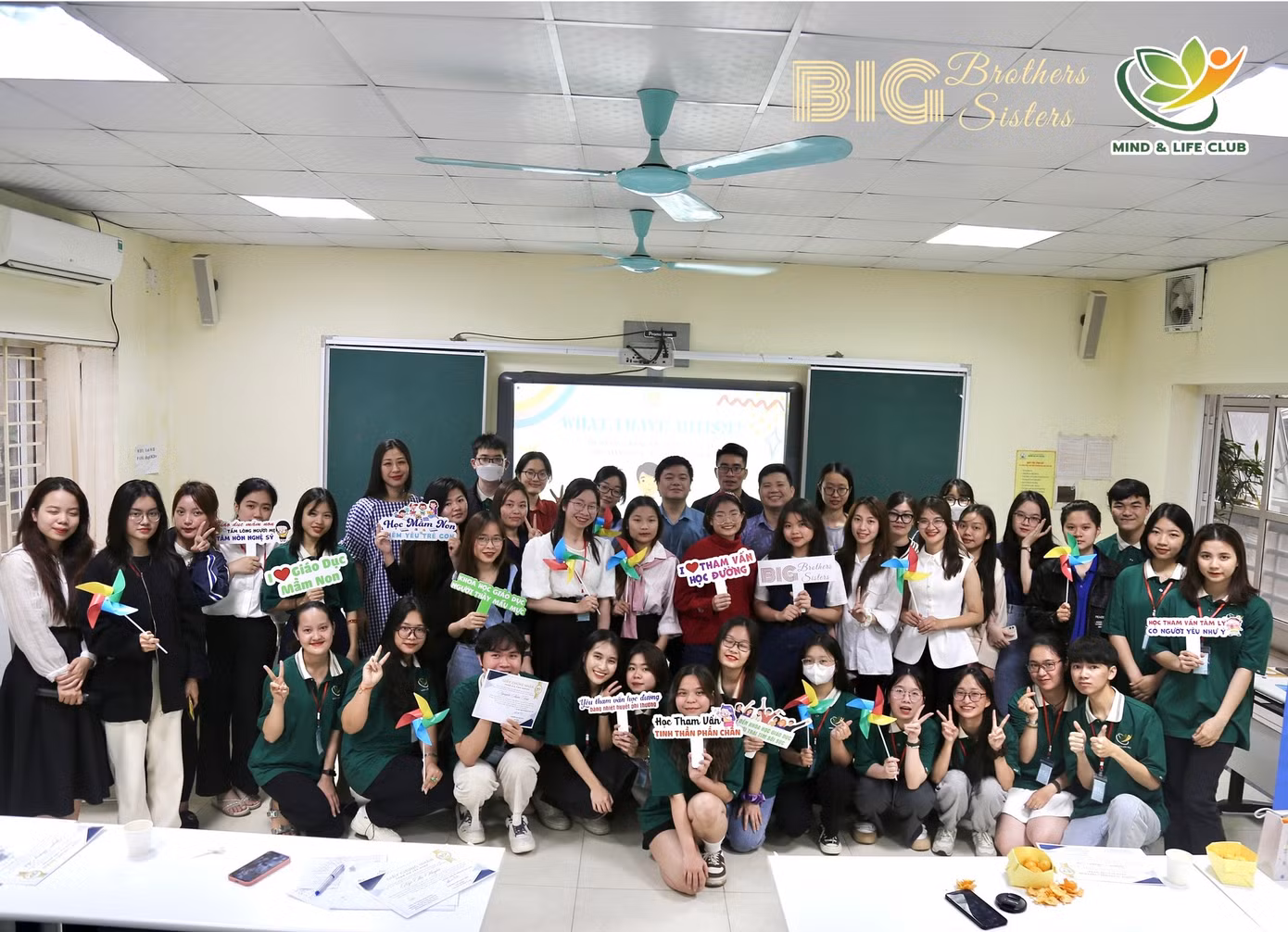 Thu Hà là chủ nhiệm CLB Tâm lý &amp; Cuộc sống.