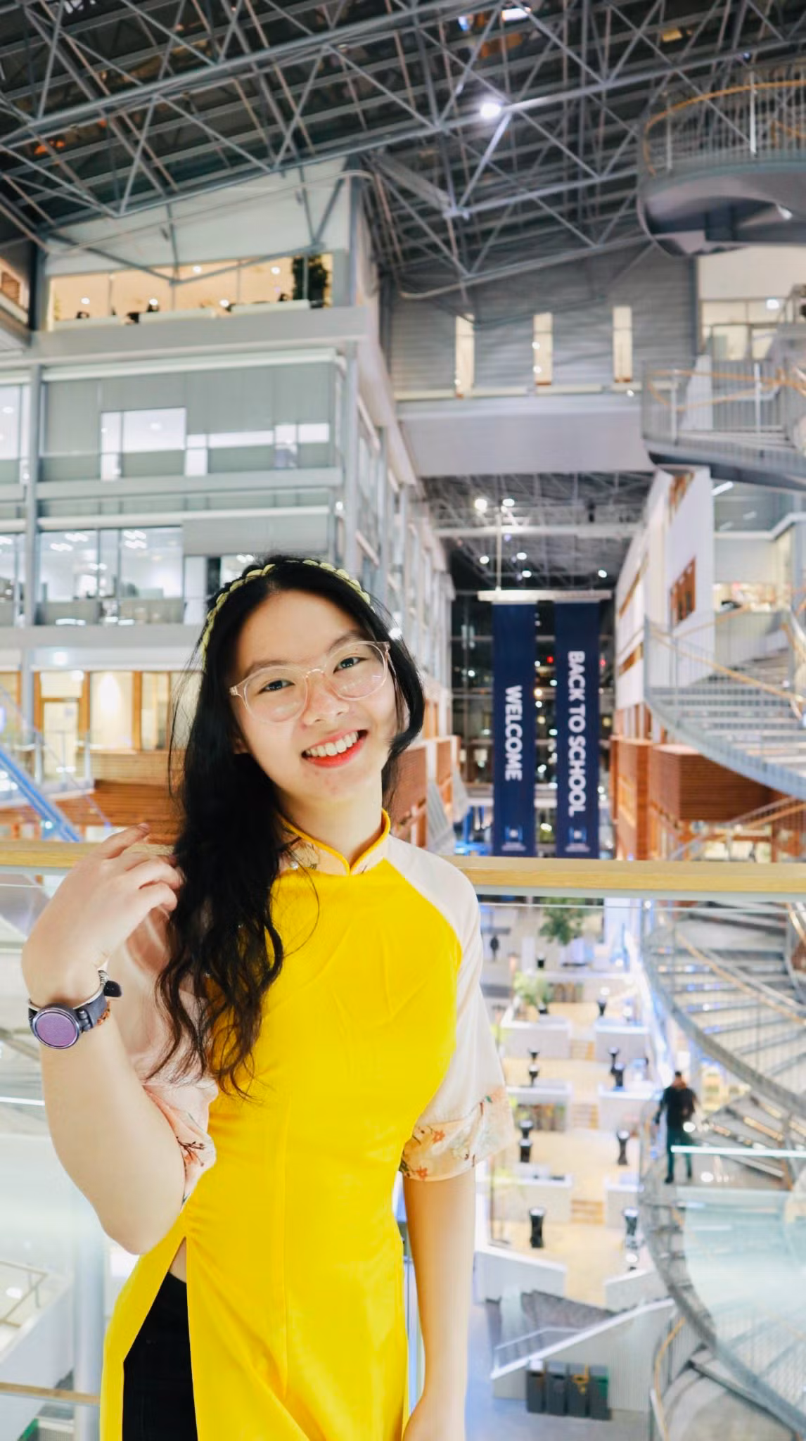 Nữ sinh Ngoại Thương - Nguyễn Hoàng Linh đón Tết Nguyên Đán tại đất nước Na Uy.