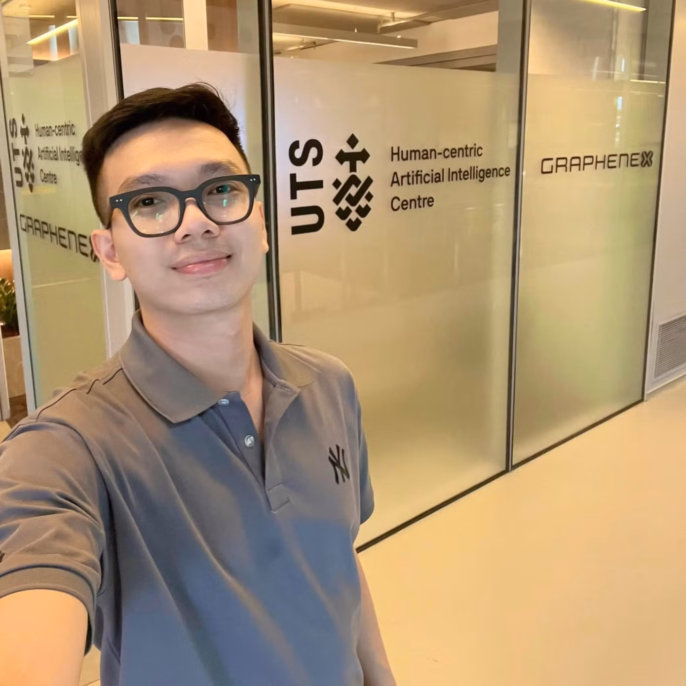 Nguyễn Quốc Toàn hiện đang theo học chương trình Tiến sĩ chuyên ngành trí tuệ nhân tạo (AI) tại Đại học Công nghệ Sydney (University of Technology Sydney (UTS).