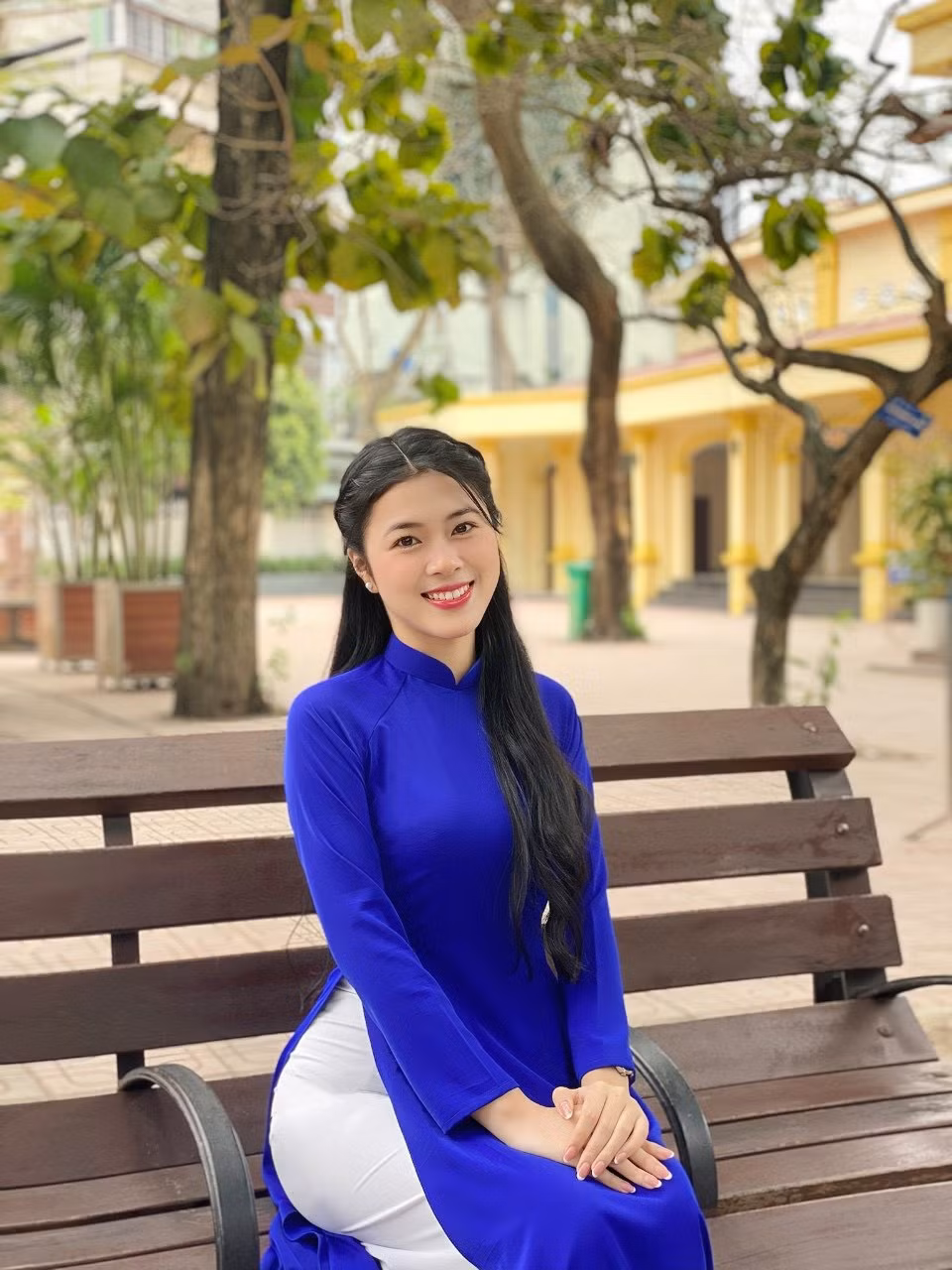 Hà Phương (sinh năm 2004) quê Hải Phòng đang là sinh viên năm 2, chuyên ngành Tài chính tiên tiến trường Đại học Kinh tế Quốc dân.