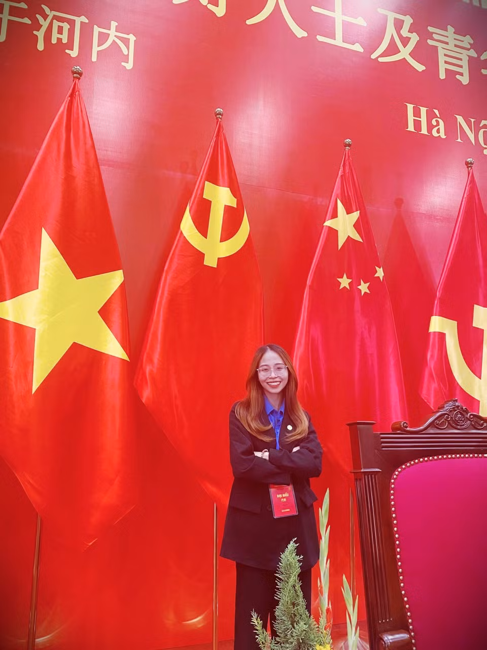 Tham gia gặp gỡ nhân sỹ hữu nghị và thế hệ trẻ Việt Nam-Trung Quốc.