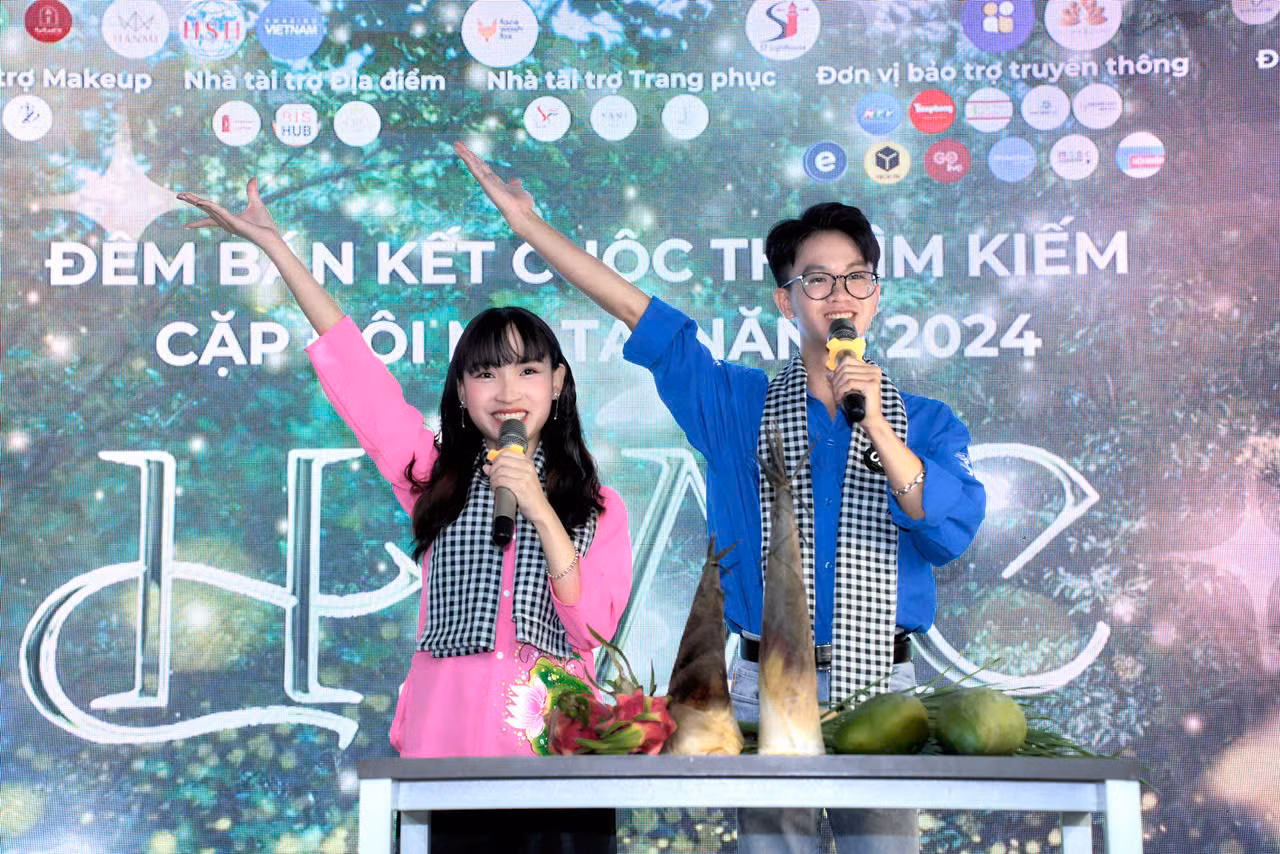 Nữ sinh không ngừng nỗ lực và thử thách bản thân tại các cuộc thi MC.