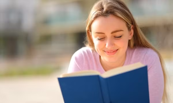 Dù buồn đến mấy, hãy vẫn trân trọng hiện tại. Ảnh: Getty Images.