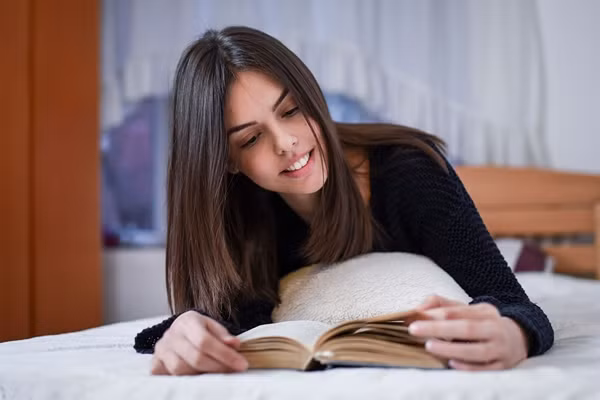Sách có tác dụng chữa lành. Ảnh: Ika84/ iStock via Getty Images.