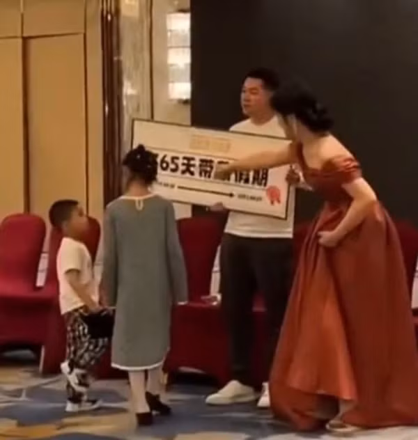 Phần thưởng khó tin. Ảnh: Douyin. Phần thưởng khó tin. Ảnh: Douyin.