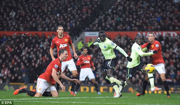 Mùa này có thể xem là màn trình diễn tệ hại nhất của hàng thủ M.U trong kỷ nguyên Premier League
