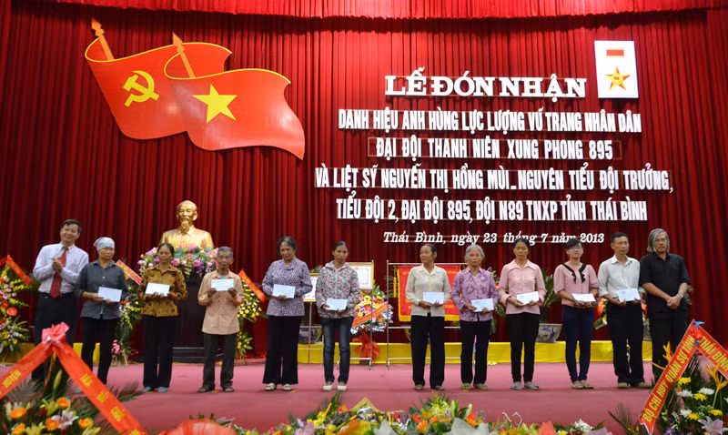 Chủ tịch quỹ Thiện Tâm, nhà báo Xuân Ba