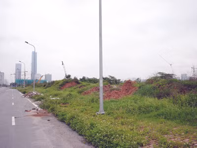 Khu đất quy hoạch xây dựng tòa tháp cao nhất Việt Nam hiện là bãi đất hoang. Khu đất quy hoạch xây dựng tòa tháp cao nhất Việt Nam hiện là bãi đất hoang