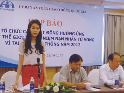 Đại sứ thiện chí ATGT Đặng Thu Thảo. Ảnh: Đức Nam. Đại sứ thiện chí ATGT Đặng Thu Thảo. Ảnh: Đức Nam