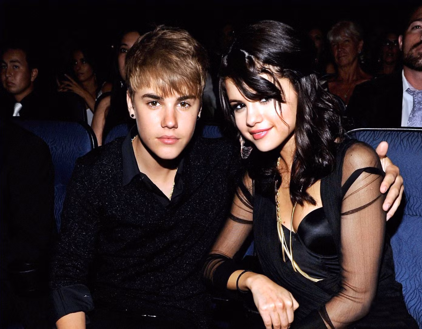 Justin Bieber vẫn còn rất yêu Selena