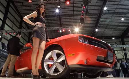 Dodge Challenger SRT8