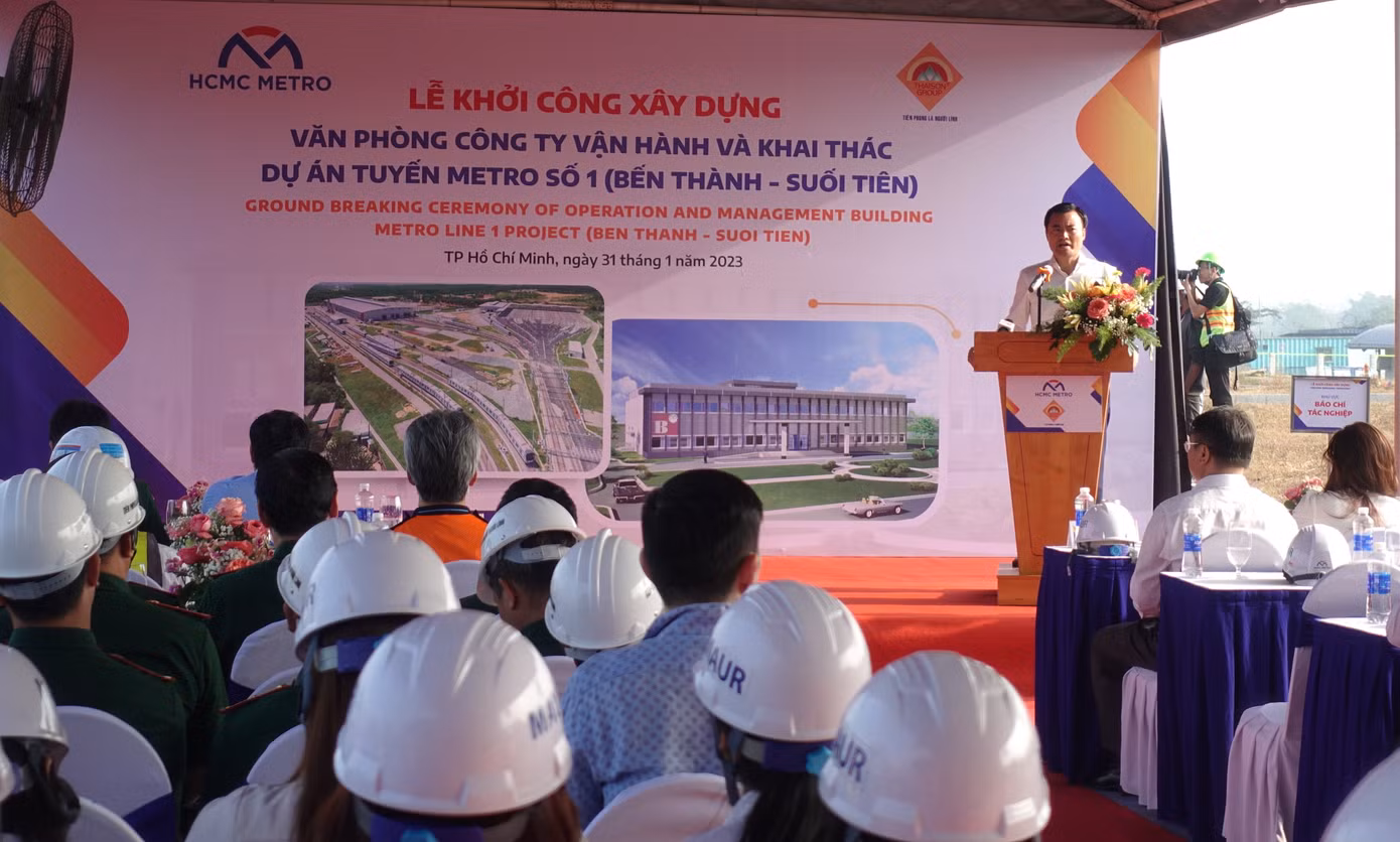 Quang cảnh buổi lễ khởi công xây dựng văn phòng công ty vận hành và khai thác tuyến metro số 1 TPHCM.