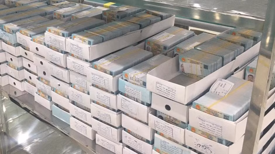 Gần 60 triệu thẻ CCCD đã được in và trả về công an địa phương. Gần 60 triệu thẻ CCCD đã được in và trả về công an địa phương.
