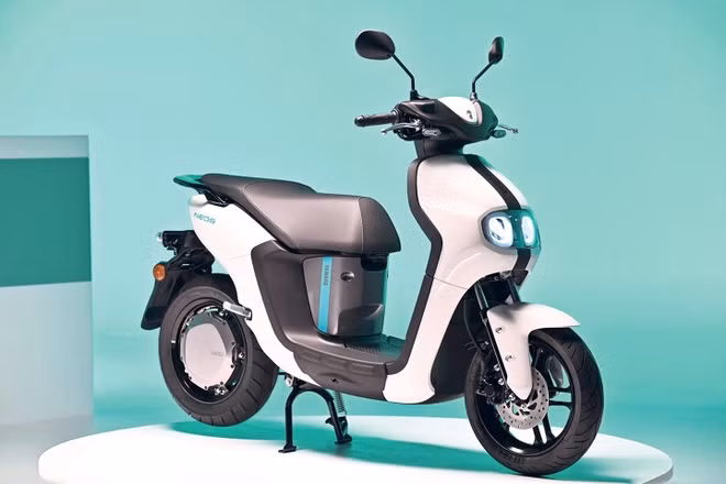 Xe máy điện Yamaha NEO's.