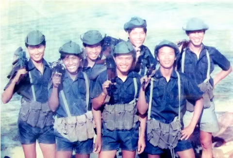 Chiến sĩ Trường Sa, những năm 1990 - ảnh tư liệu