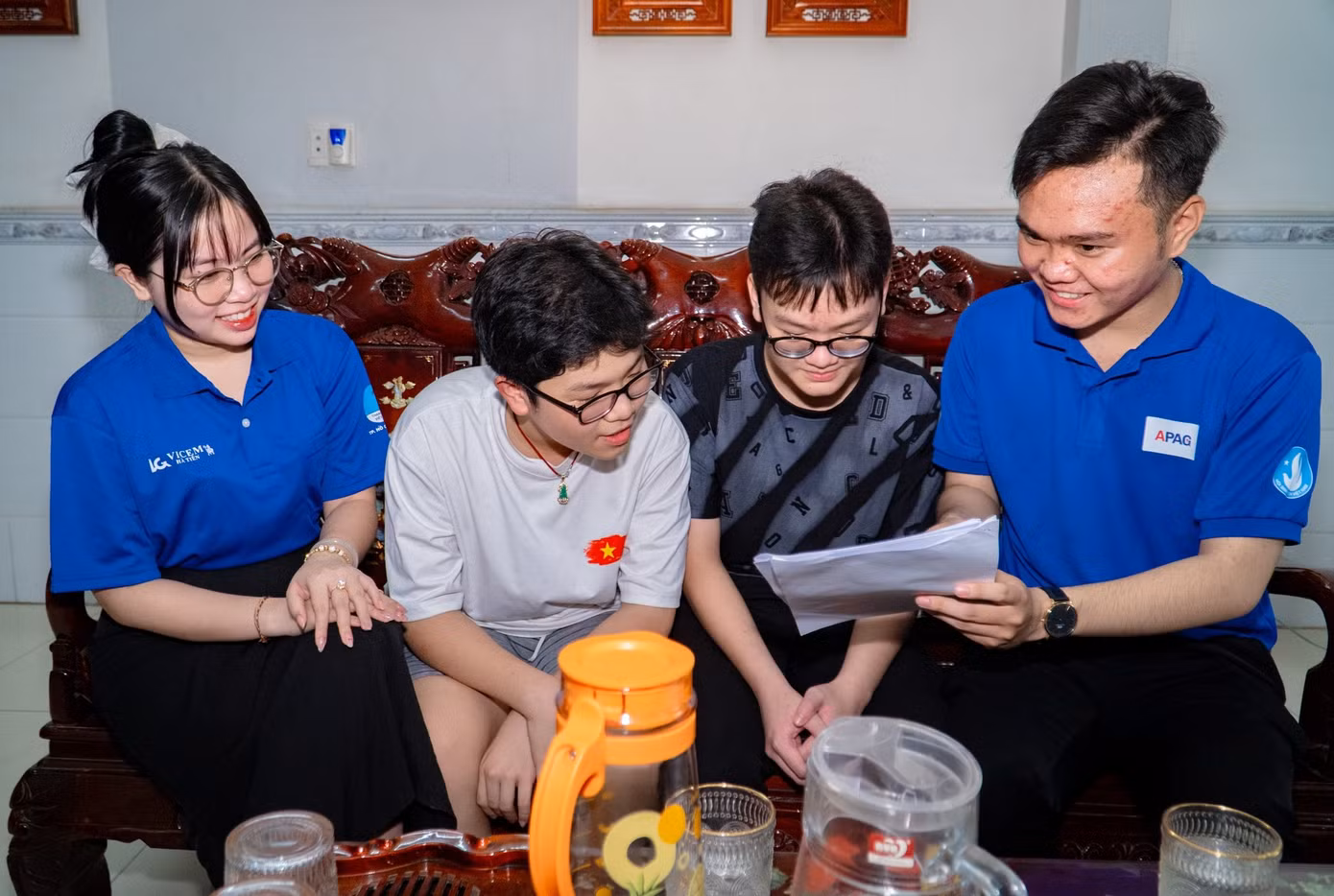 Các chiến sĩ tình nguyện vận động thanh niên tham gia hoạt động phong trào tại các địa bàn.