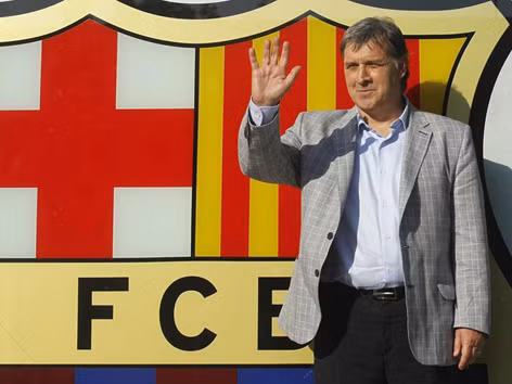 Martino ra mắt tại trụ sở Barcelona