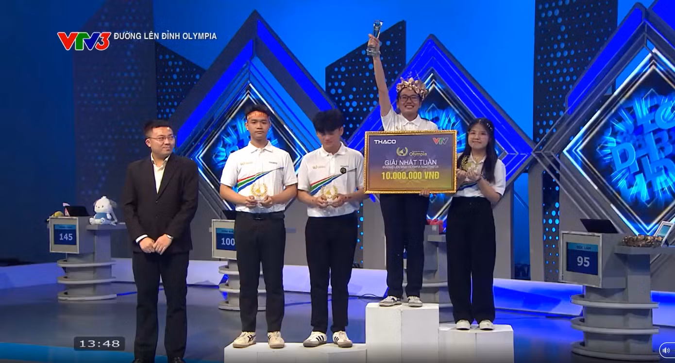 Nữ sinh Cần Thơ giành vòng nguyệt quế đầy thuyết phục.