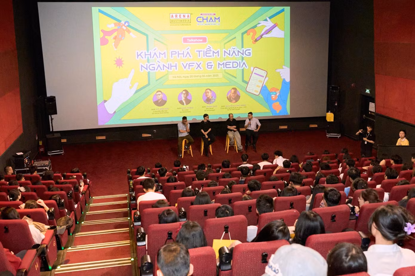 Arena Multimedia tổ chức Talkshow “Chạm - Mở cửa ngành sáng tạo” - Nghề kỹ xảo và 3D Game không còn là giấc mơ xa thu hút đông đảo học sinh sinh viên tham gia