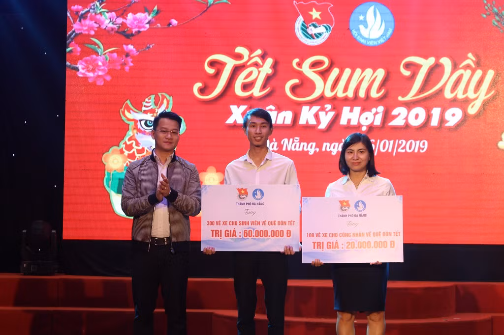 Thành đoàn Đà Nẵng tuyên dương 'Sinh viên 5 tốt' năm 2018 ảnh 2