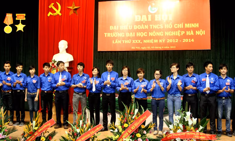 Ban chấp hành Đoàn Thanh niên trường Đại học Nông nghiệp nhiệm kỳ tới ra mắt đại hội