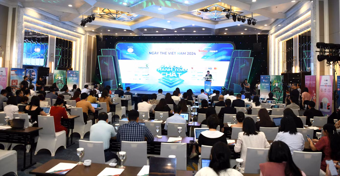 Quang cảnh buổi họp báo Ngày Thẻ Việt Nam 2024.