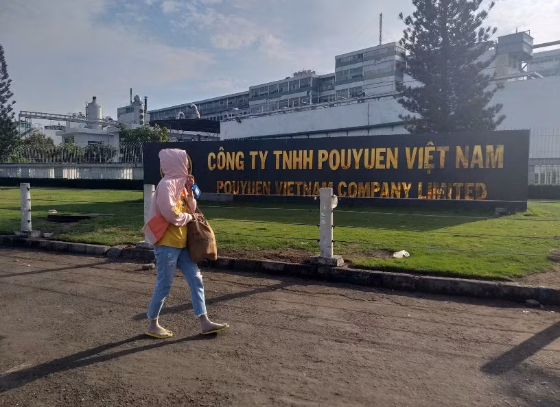 Công ty TNHH Pouyuen Việt Nam tại TPHCM tiếp tục cắt giảm thêm hàng nghìn công nhân do thiếu đơn hàng. Công ty TNHH Pouyuen Việt Nam tại TPHCM tiếp tục cắt giảm thêm hàng nghìn công nhân do thiếu đơn hàng.
