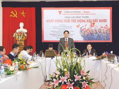 Bí thư thứ nhất T.Ư Đoàn Nguyễn Đắc Vinh tại buổi giao lưu trực tuyến 