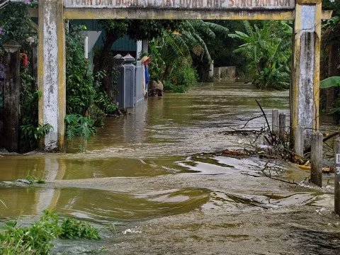 Nguy cơ lũ chòng lũ gây nhiều thiệt hại, sau khi bão Haiyan đi qua
